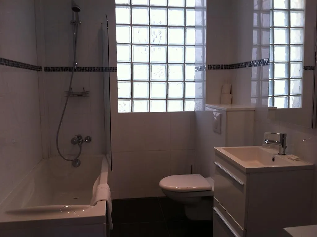 Grand Magenta Hotel Paris