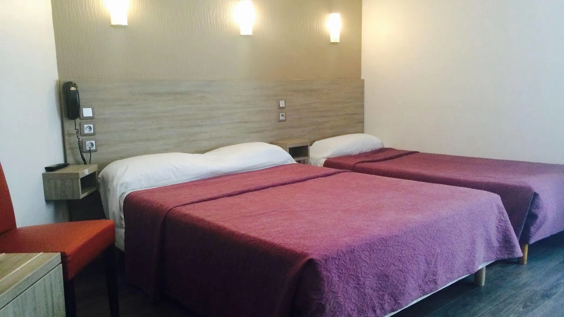 Hotel Grand Magenta