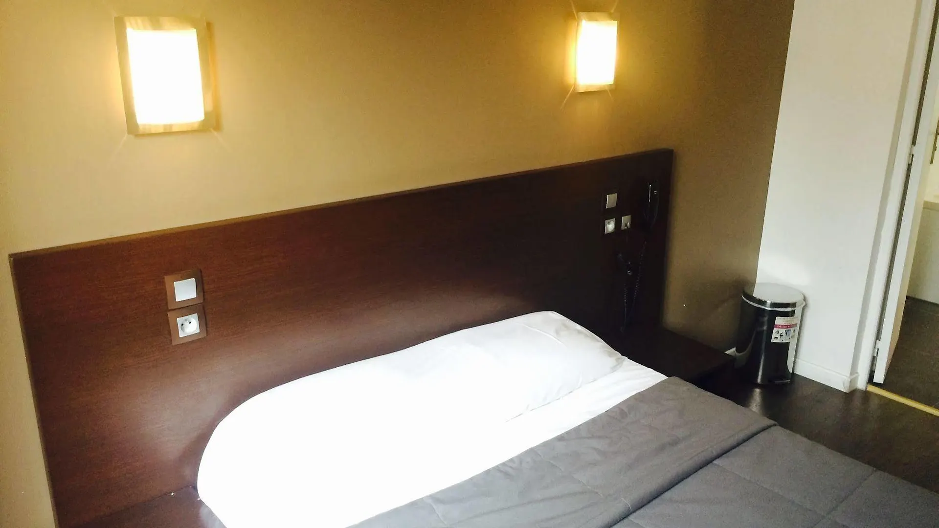 Hotel Grand Magenta
